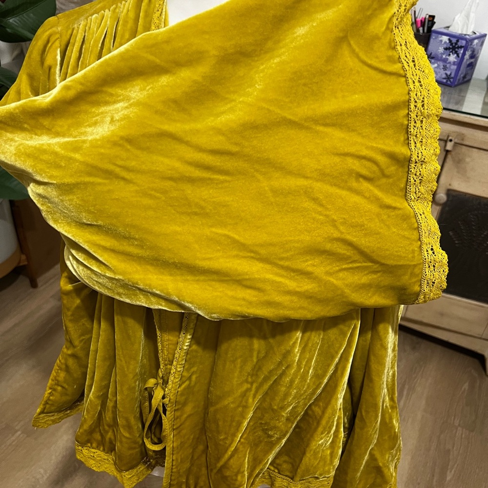 Free people velvet bed jacket